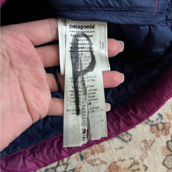 Patagonia AlpLight Down Jacket Packable Amaranth Pink - NEW XS - Picture 3 of 5